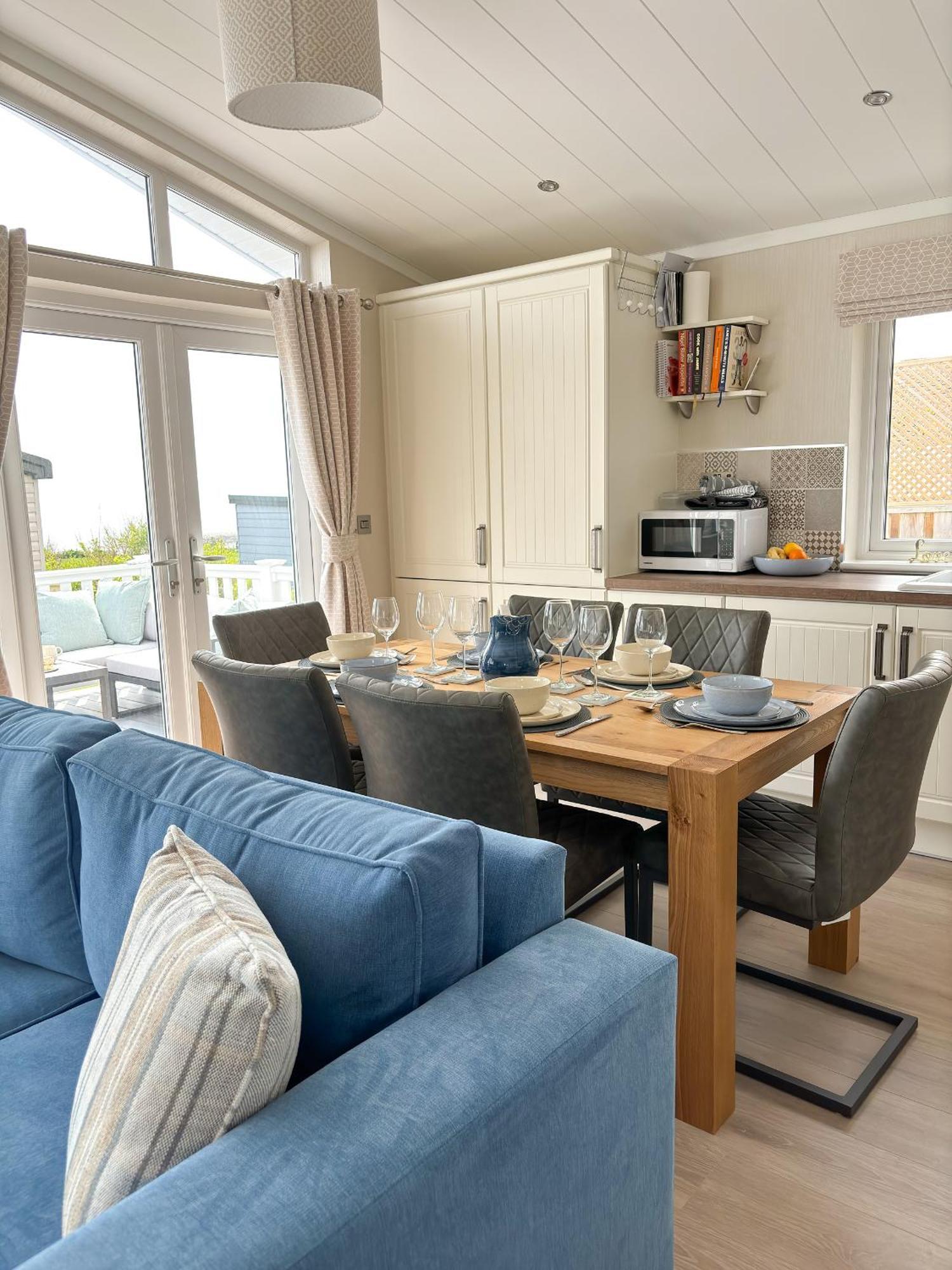 Lodge 9 Creek Caravan Park Ringstead 도체스터도싯 외부 사진